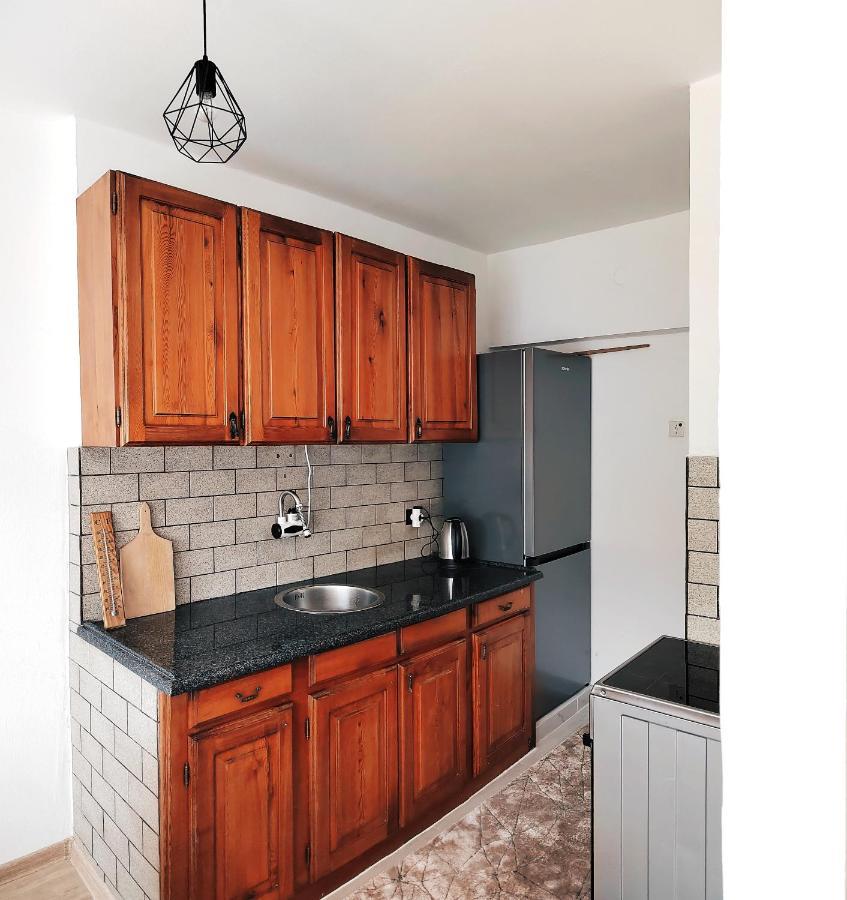 Spacious And Modern Apartment In Town Center Кониц Экстерьер фото