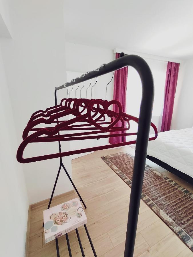 Spacious And Modern Apartment In Town Center Кониц Экстерьер фото