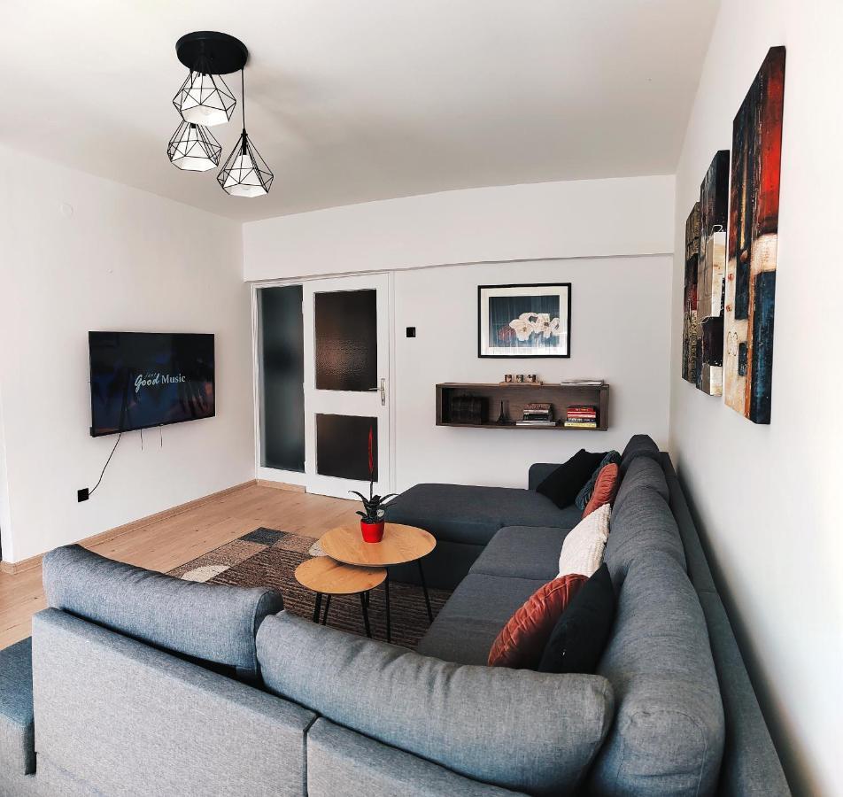 Spacious And Modern Apartment In Town Center Кониц Экстерьер фото